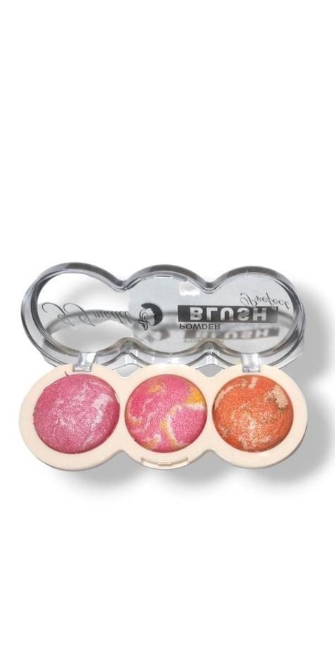 Discover Radiant Beauty with Our 3 In 1 Blush On Kit